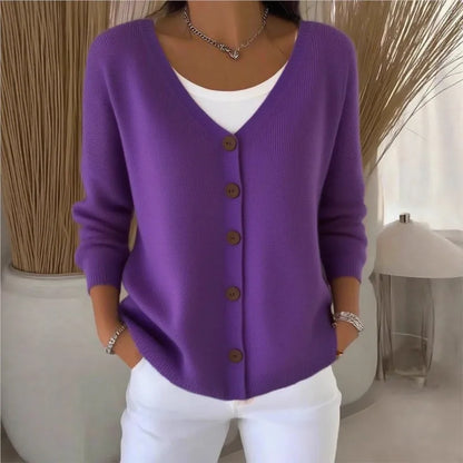 Lotte – Elegant V-neck Blouse